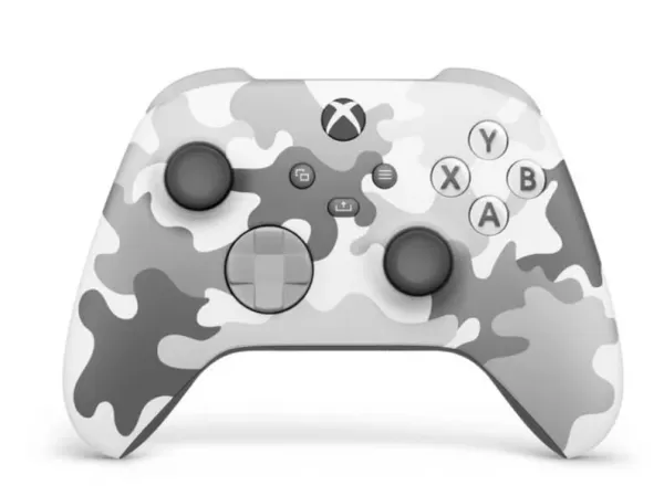 Controller Xbox in edizione speciale dell'Arctic camo
