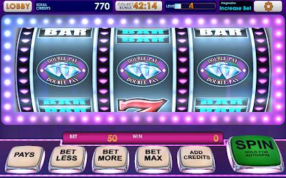 Triple 777 Deluxe Classic Slot Screenshot 2